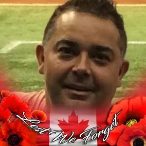 Meet your Posher, Dennis